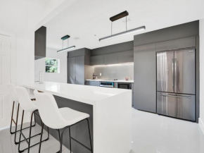 LUXURY Modern Vacation Paradise WYNWOOD